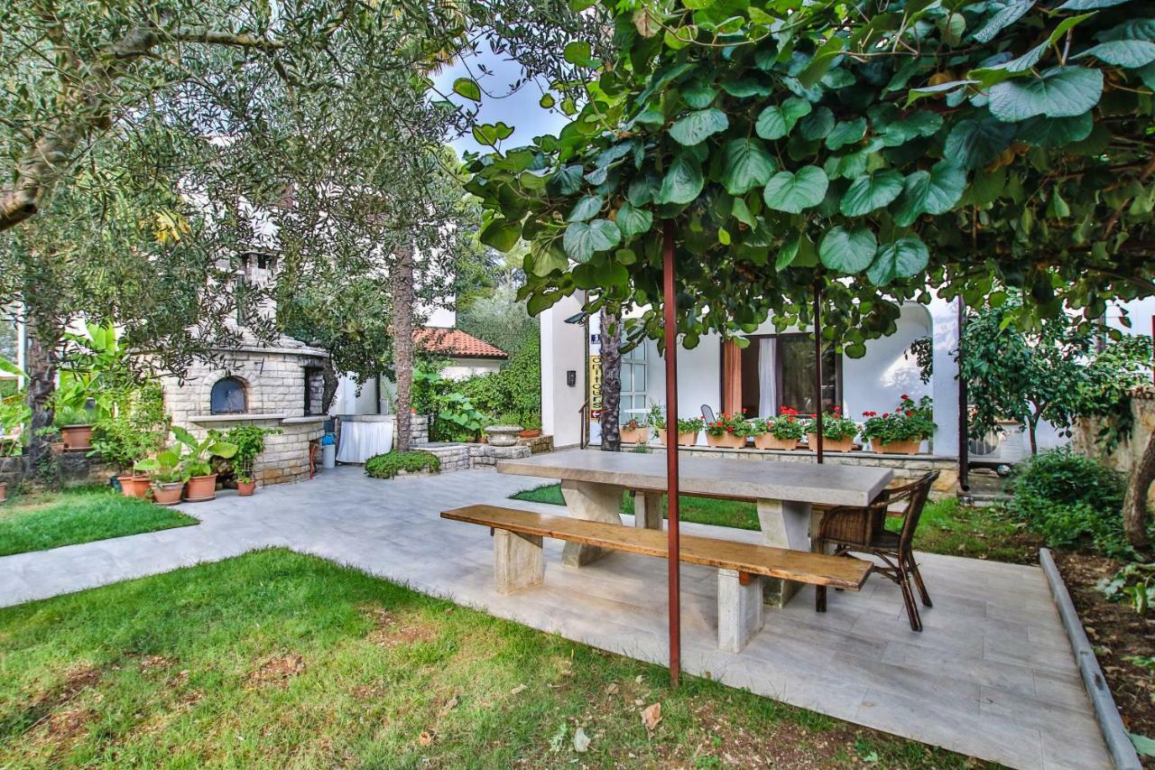 Appartamento Carolina 4 Seasons Porec Esterno foto
