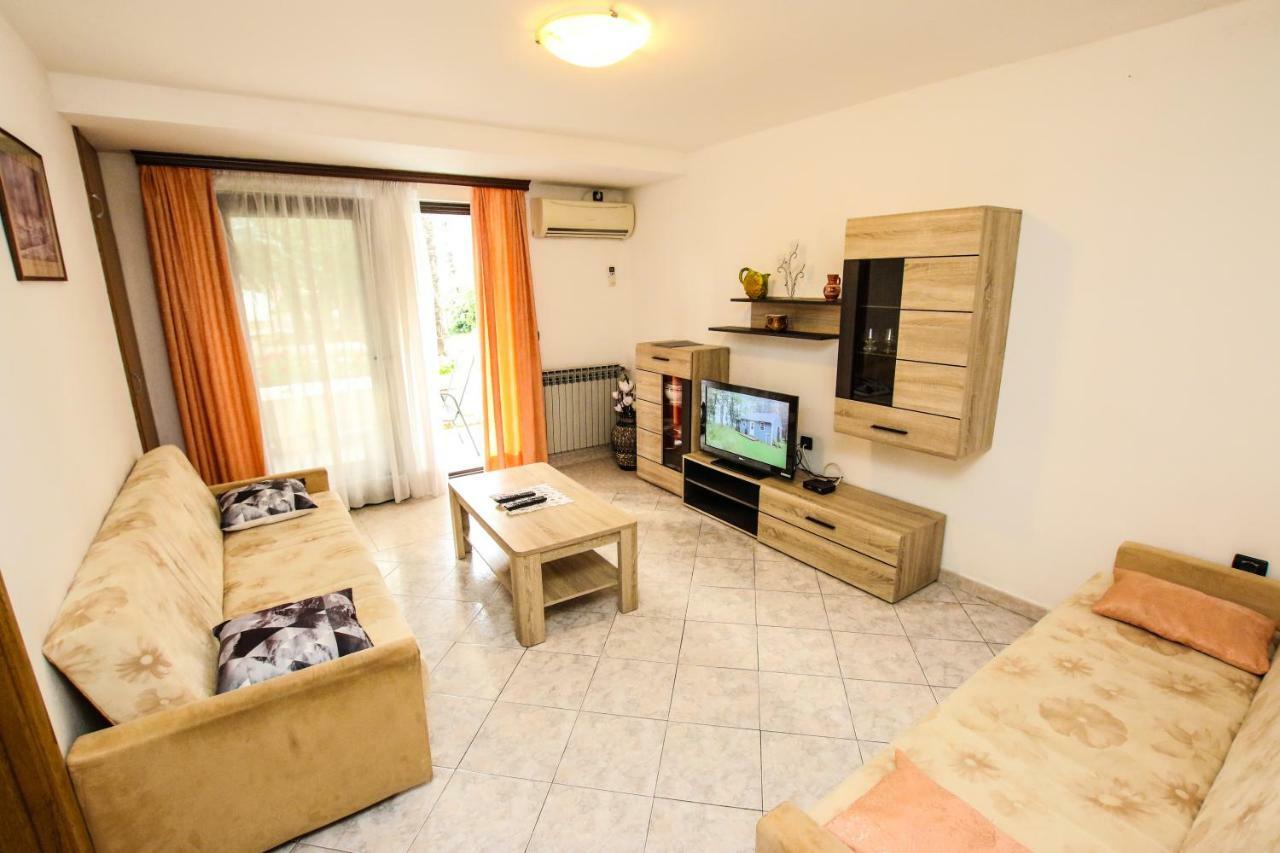 Appartamento Carolina 4 Seasons Porec Esterno foto