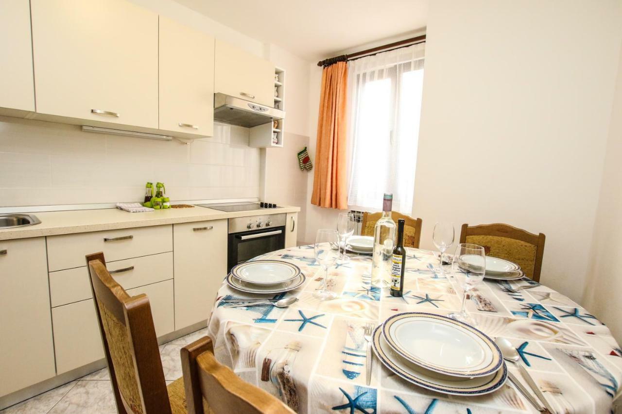 Appartamento Carolina 4 Seasons Porec Esterno foto